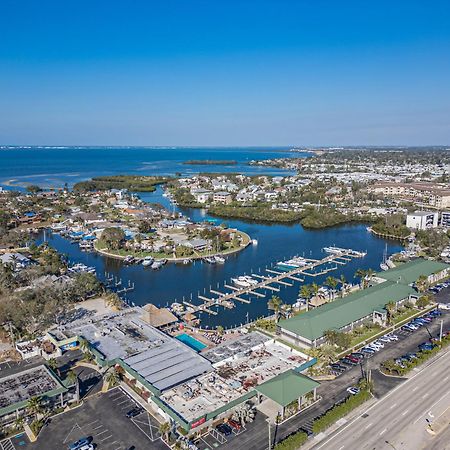 Bay Breeze Aparthotel South Bradenton Екстериор снимка