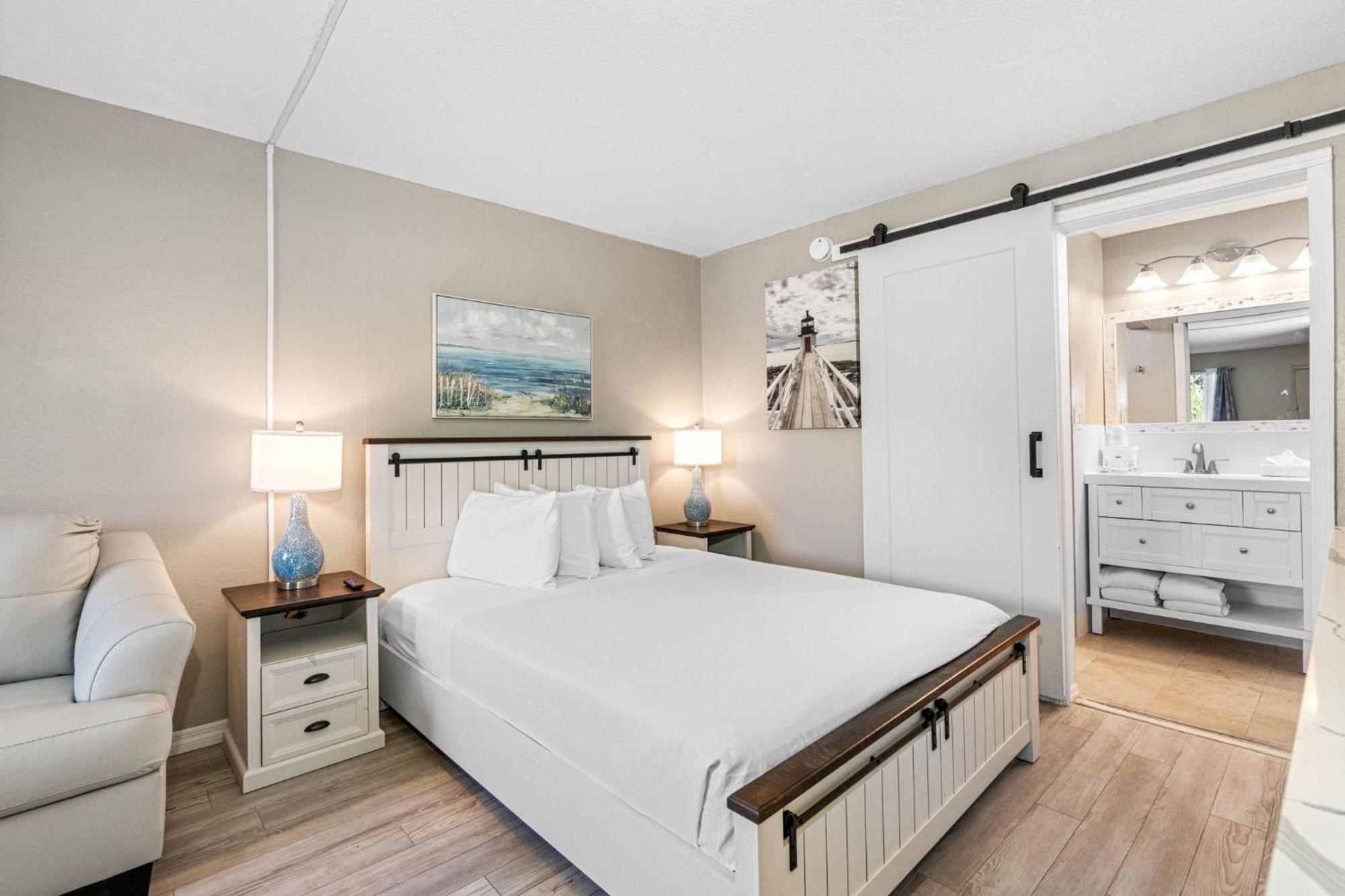 Bay Breeze Aparthotel South Bradenton Екстериор снимка