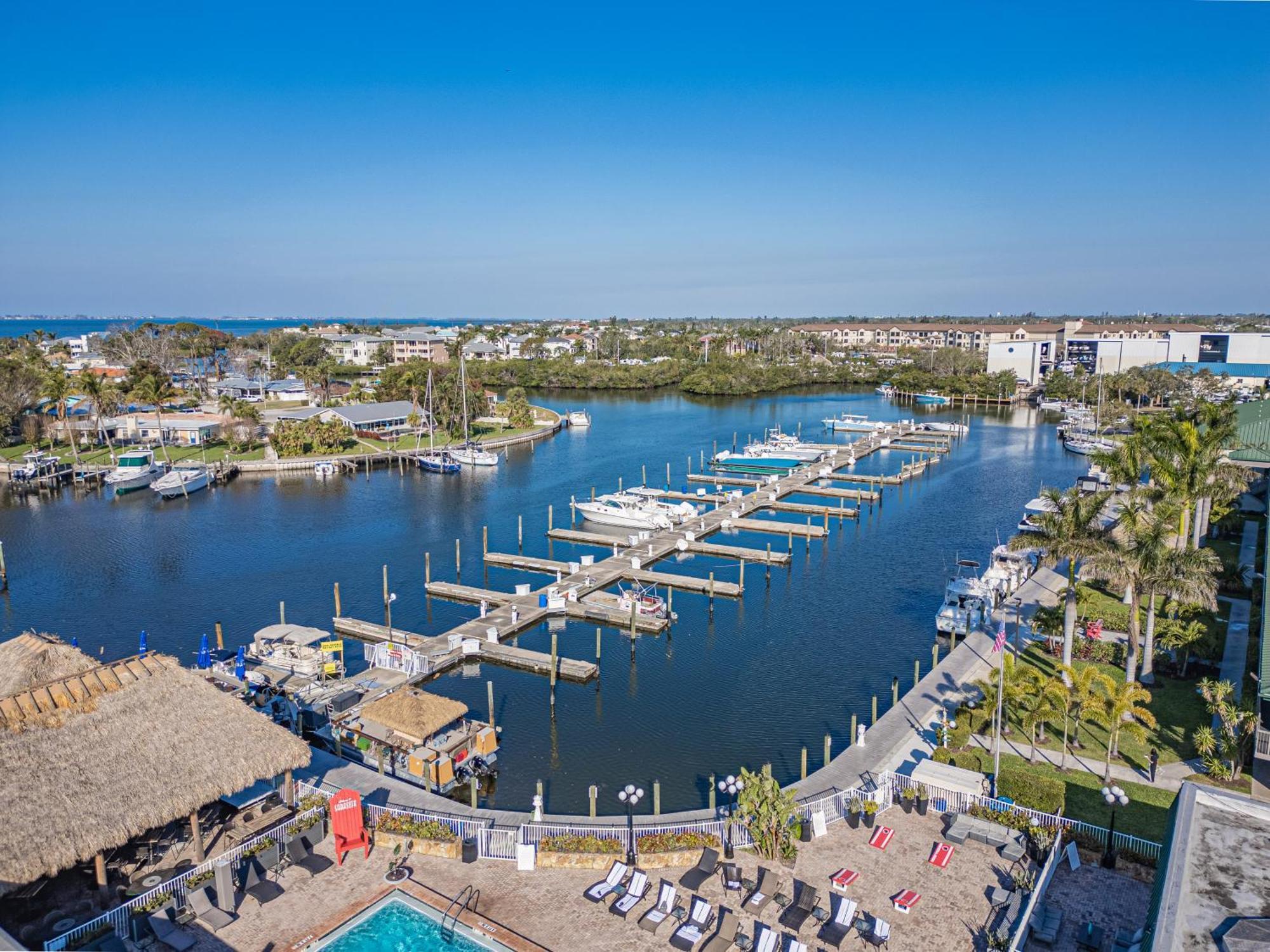 Bay Breeze Aparthotel South Bradenton Екстериор снимка