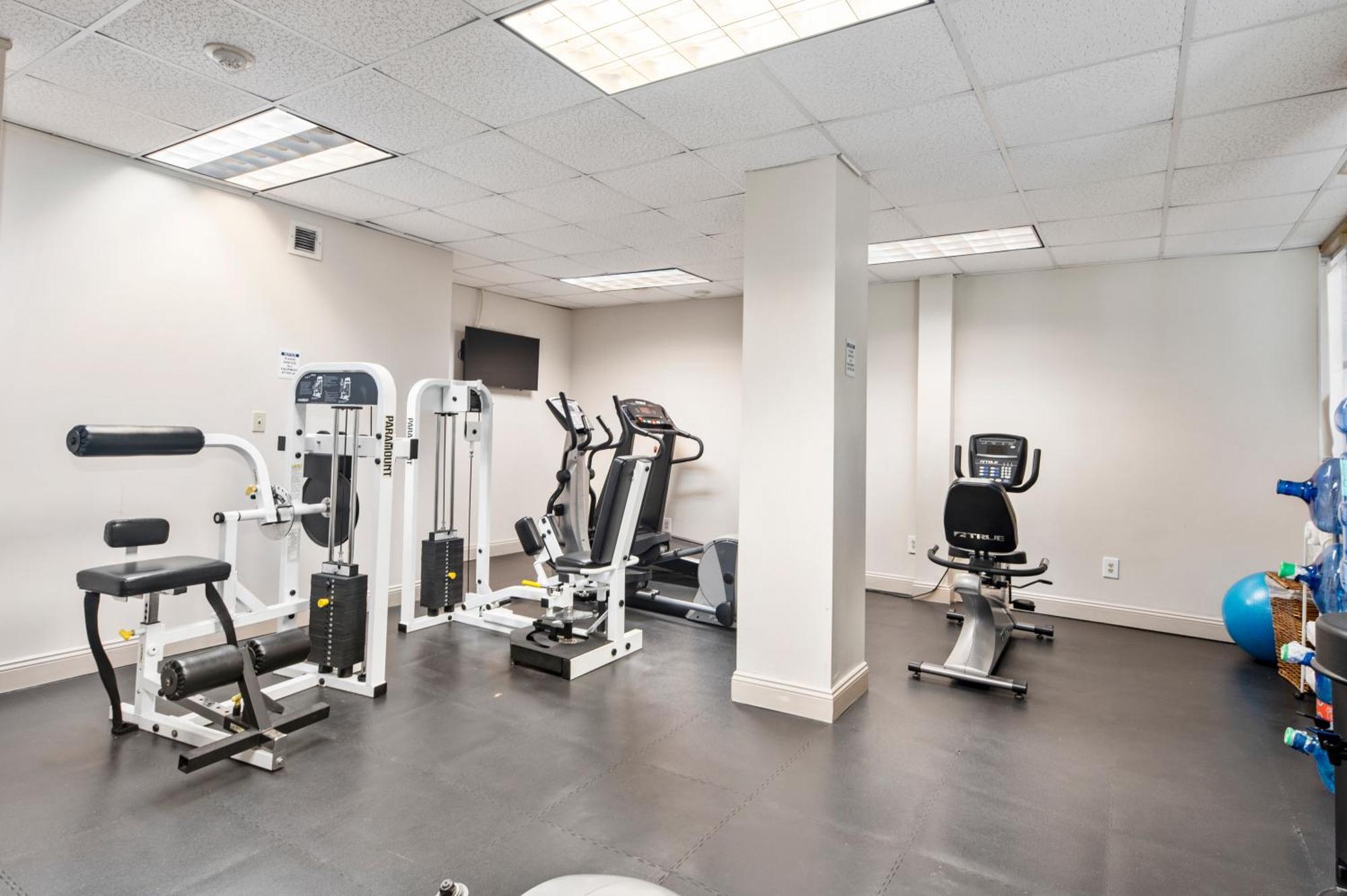 Bay Breeze Aparthotel South Bradenton Екстериор снимка