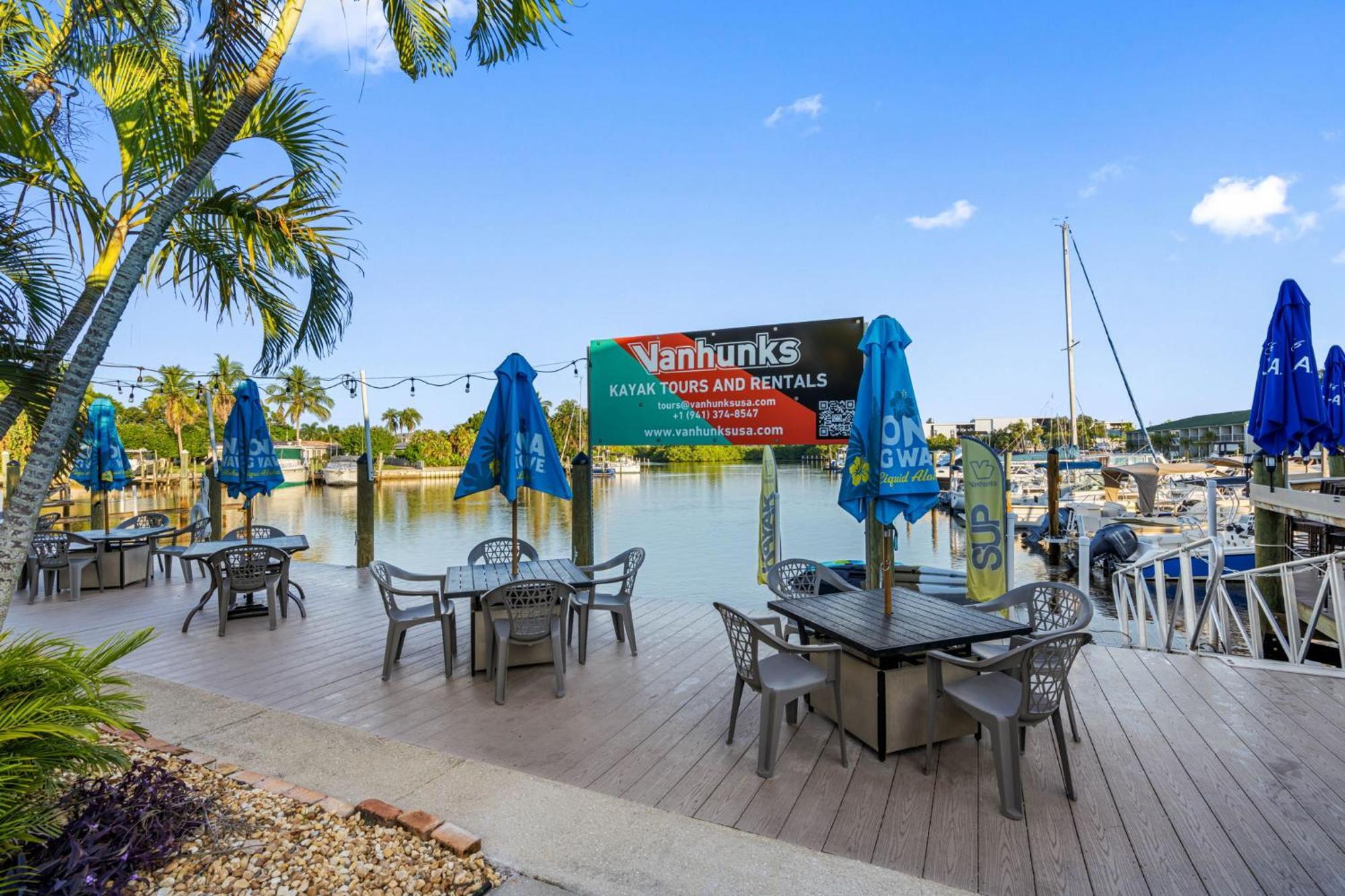 Bay Breeze Aparthotel South Bradenton Екстериор снимка